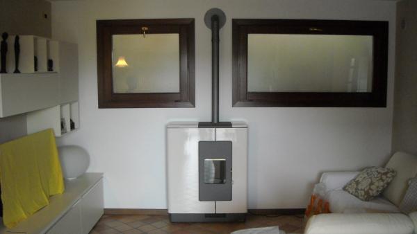Stufa a pellet Gruppo Piazzetta mod. P936