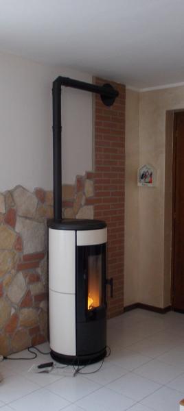 Stufa a pellet convettiva Ravelli mod. Natural 11